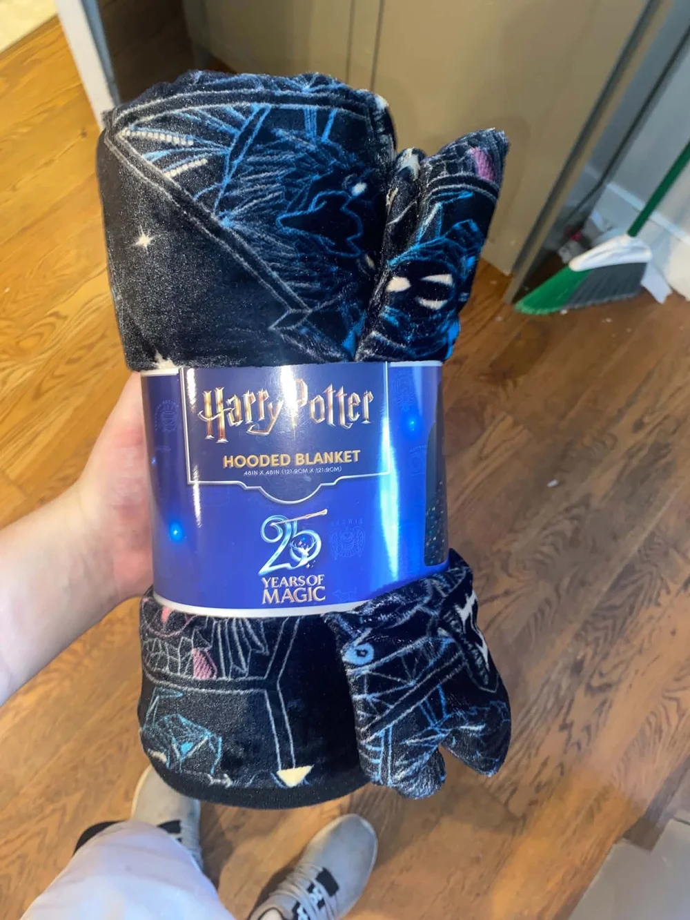 Harry Potter 25th Anniversary Hooded Blanket REGAL Theaters Exclusive NEW